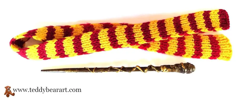 Cozy Creations: Striped Teddy Bear Scarf Knitting Patterns
