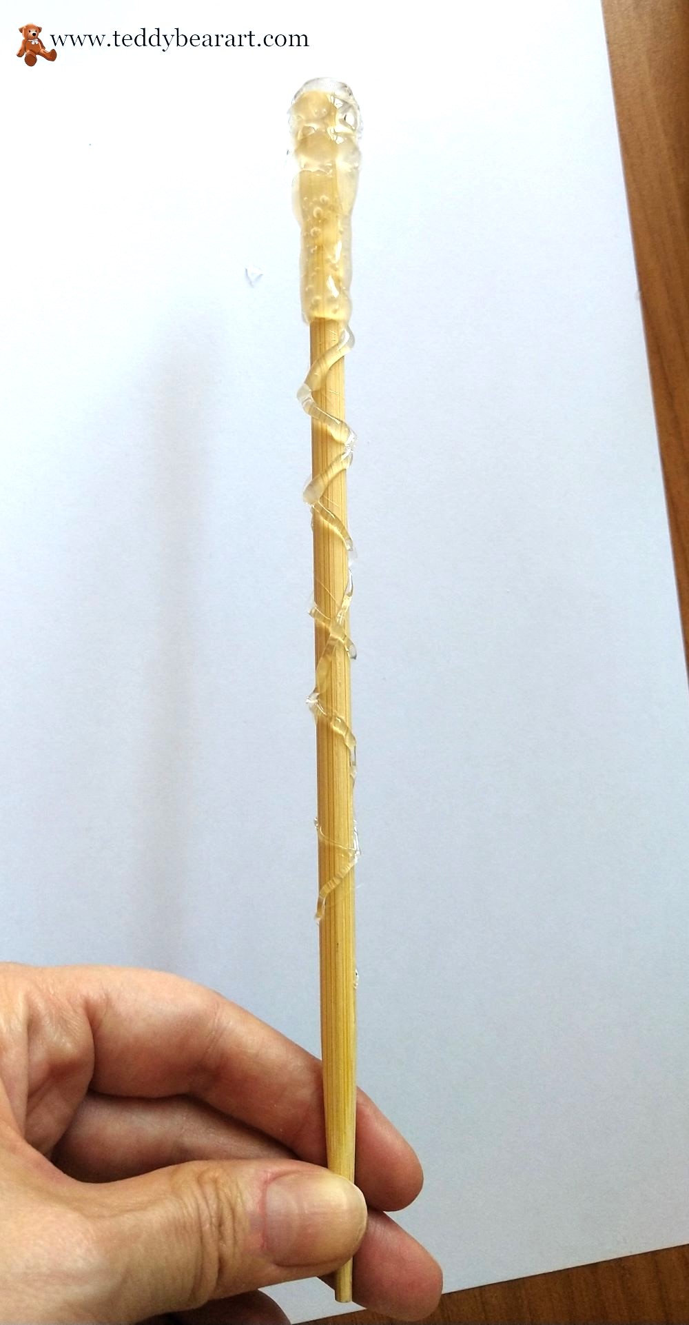 Crafting a DIY Harry Potter Magic Wand in 15 Minutes