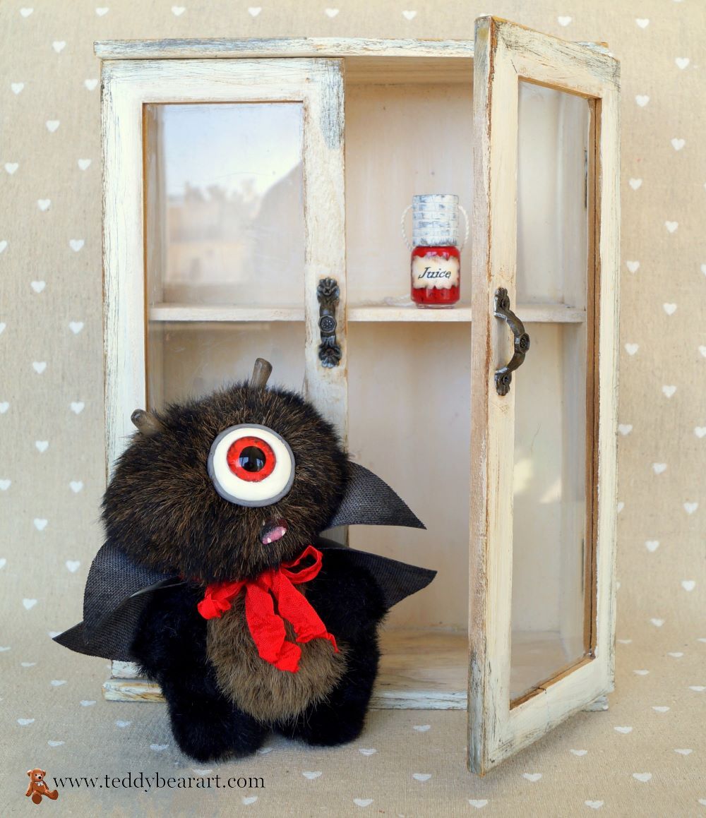 Spooky-Cute Halloween Teddy Bear DIY: Craft Your Own Adorable Halloween Bear