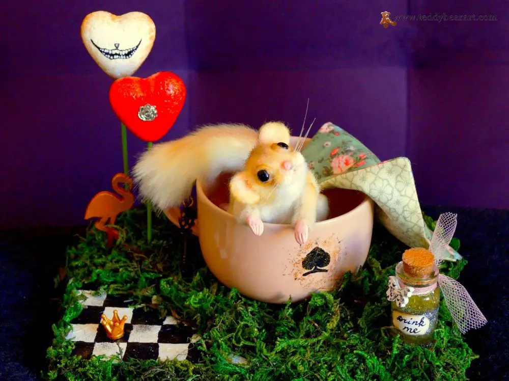 Creating Your Own Wonderland: DIY Miniature Jointed Mouse Stuffed Animal Pattern
