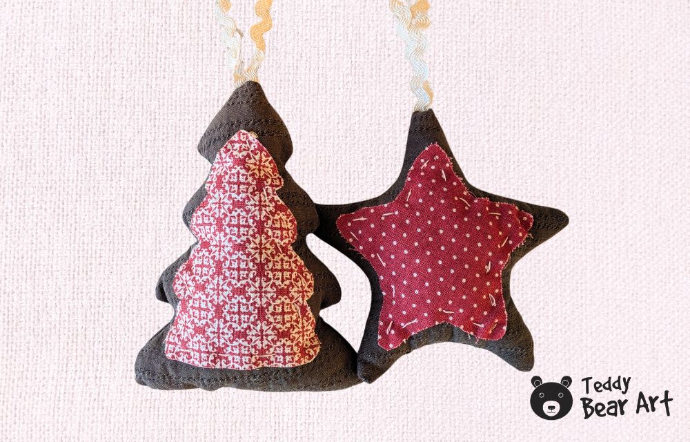 6 Easy Christmas Sewing Projects for Teddy Bear Makers