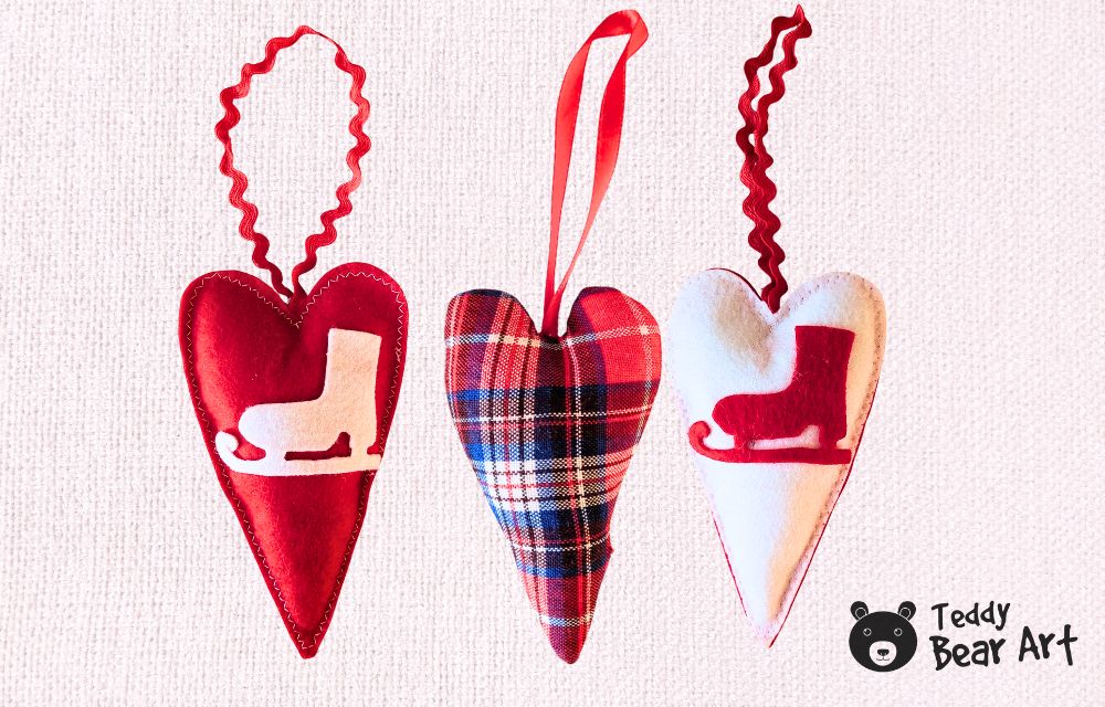 6 Easy Christmas Sewing Projects for Teddy Bear Makers