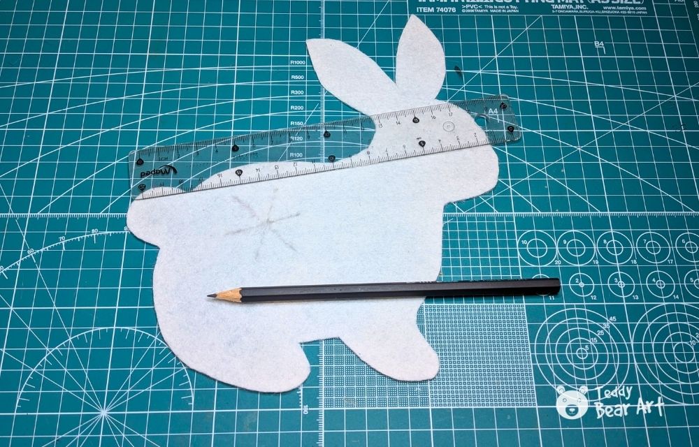 Easy Felt Rabbit Sewing Pattern Tutorial