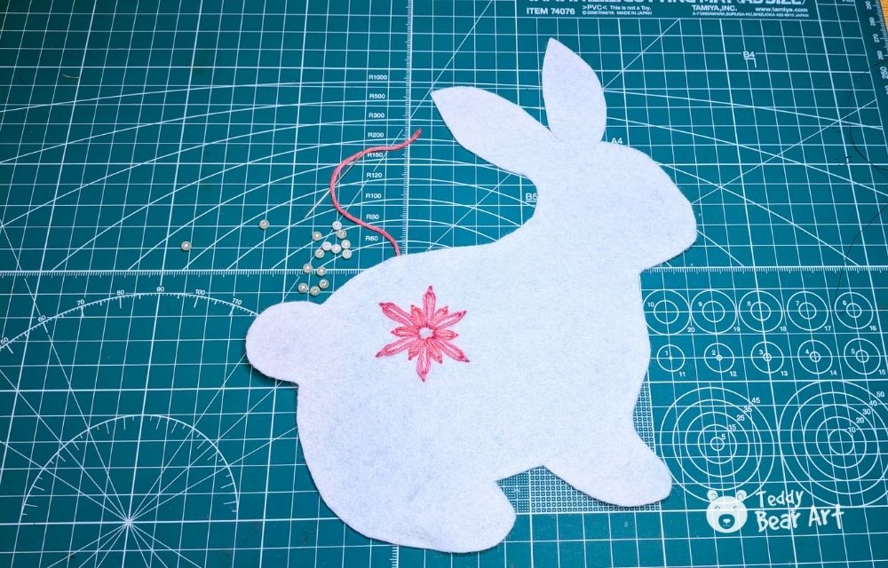 Easy Felt Rabbit Sewing Pattern Tutorial