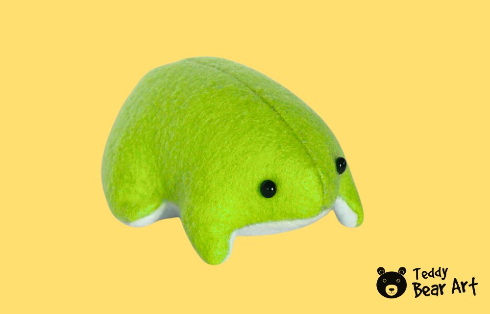 Frog Felt Sewing Pattern for Beginners (Free Printable Template)