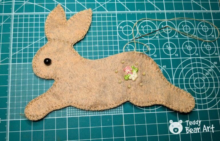 How to Sew a Felt Rabbit - Teddy Bear Art