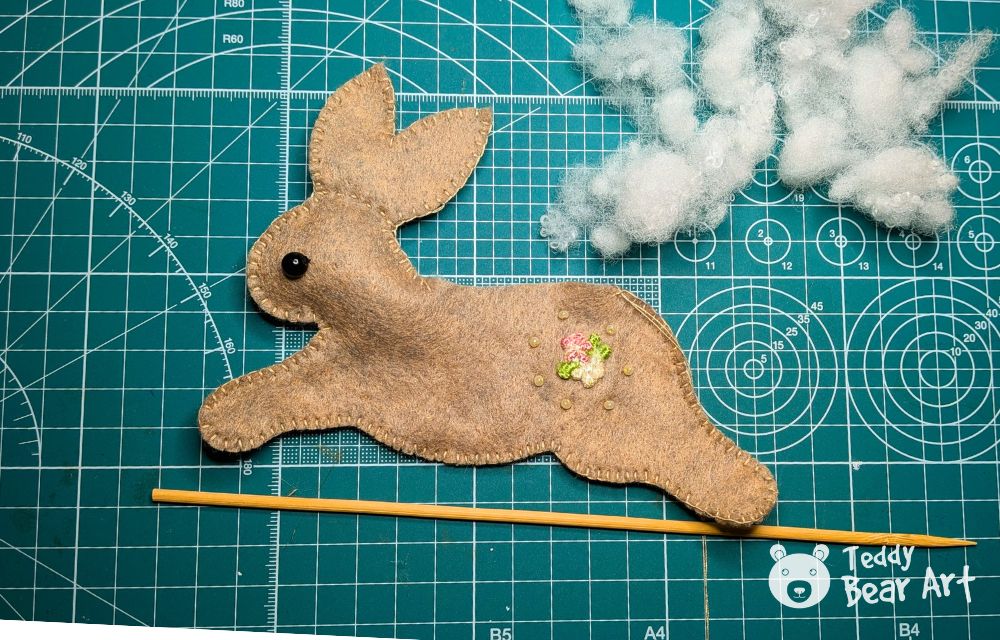 How to Sew a Felt Rabbit: Guide With Photos