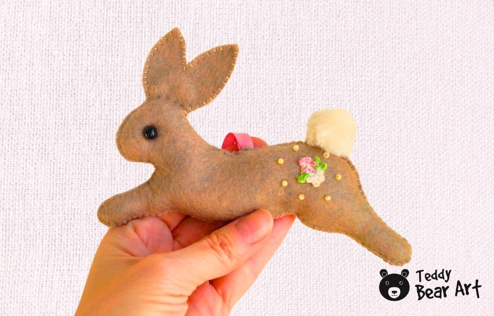 How to Sew a Felt Rabbit: Guide With Photos