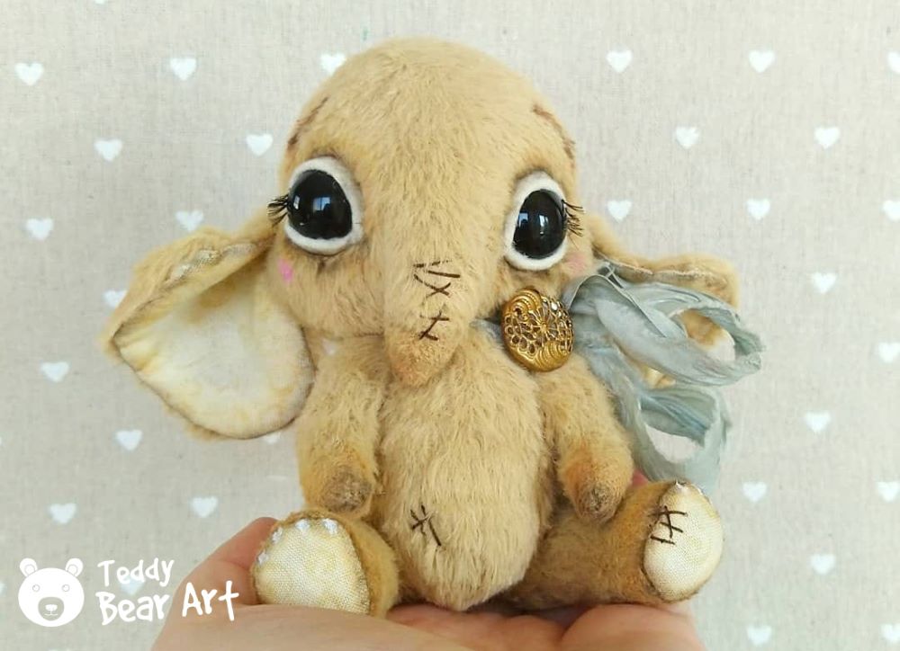Crafting with the Perfect Teddy Elephant Pattern: Elephant Love