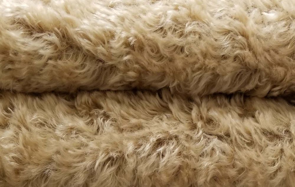 Teddy Bear Fur Fabric Guide: Best Materials for Soft Toys