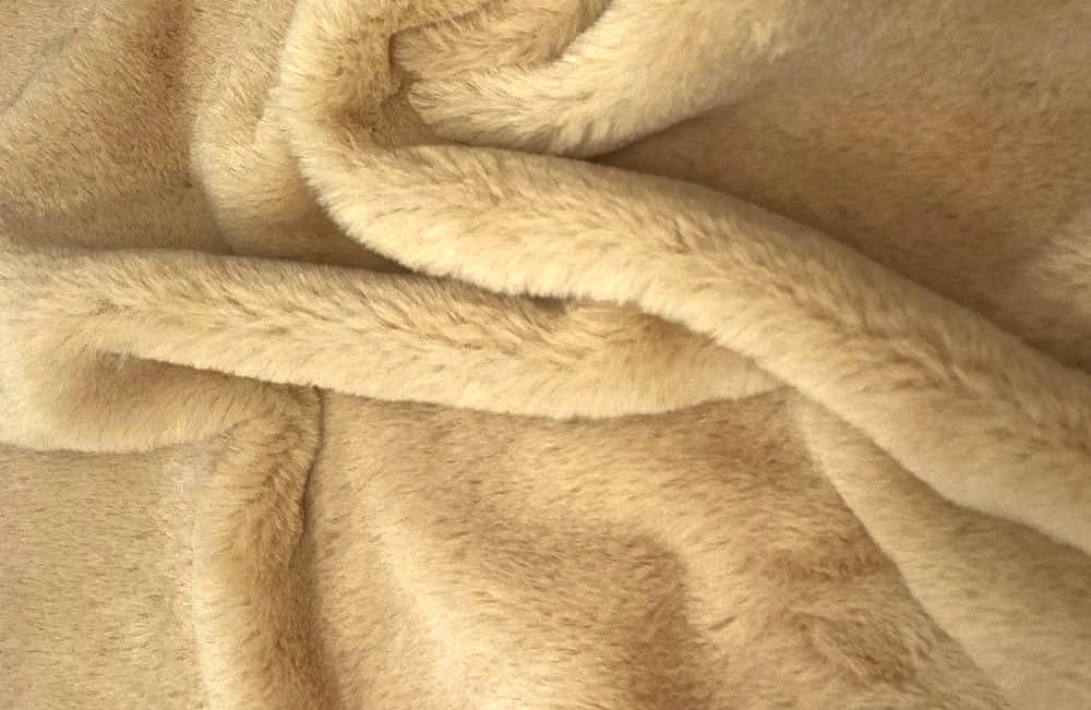 Teddy Bear Fur Fabric Guide: Best Materials for Soft Toys