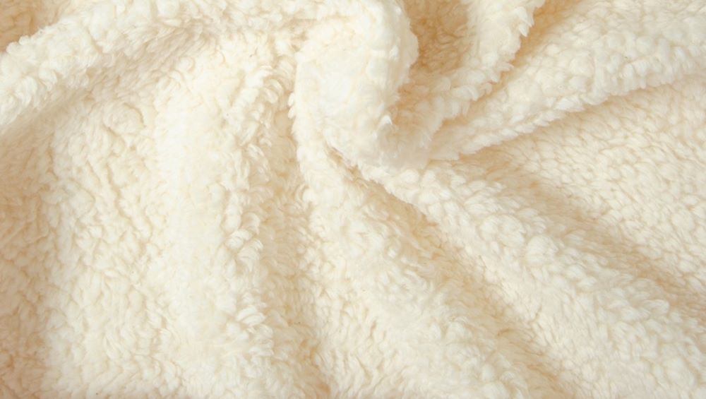 Teddy Bear Fur Fabric Guide: Best Materials for Soft Toys
