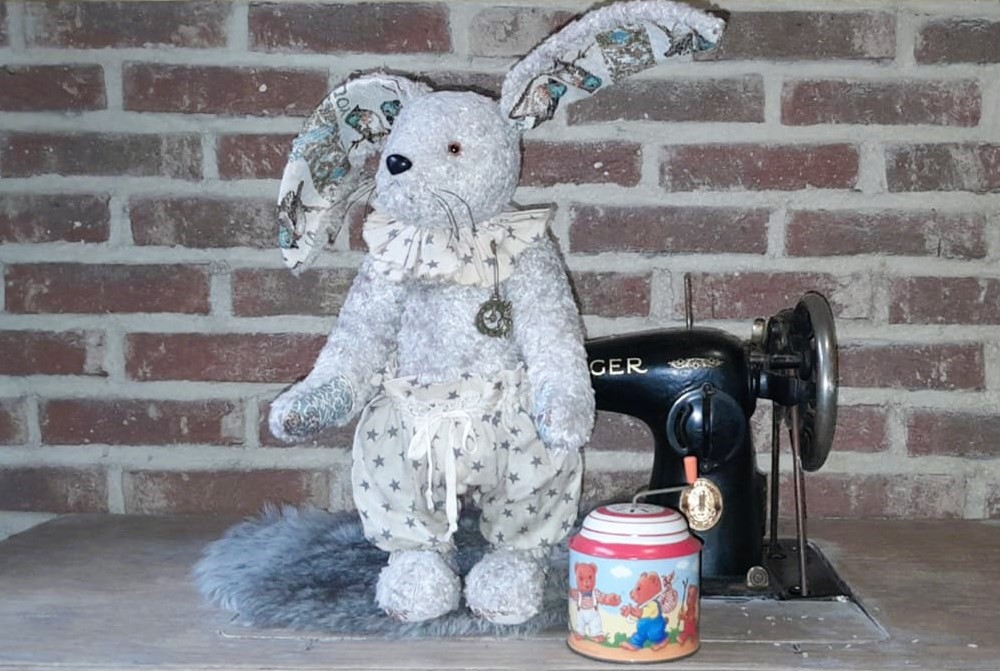 The Cutest Easter Teddy Bears: Inspiration for Your Springtime Creations!