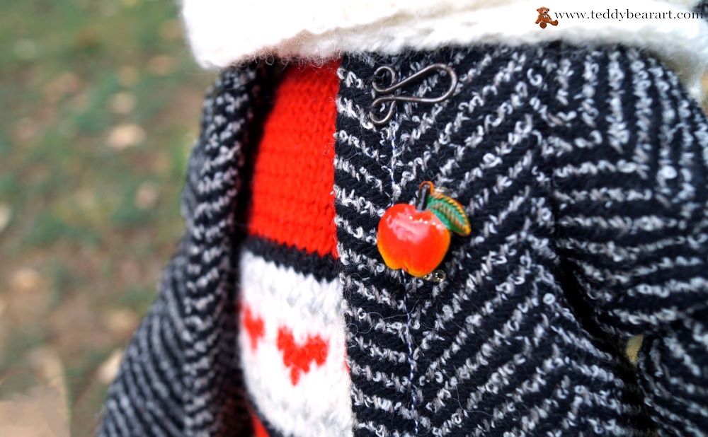Easy Teddy Bear Clothes Sewing Pattern: A Hooded Coat