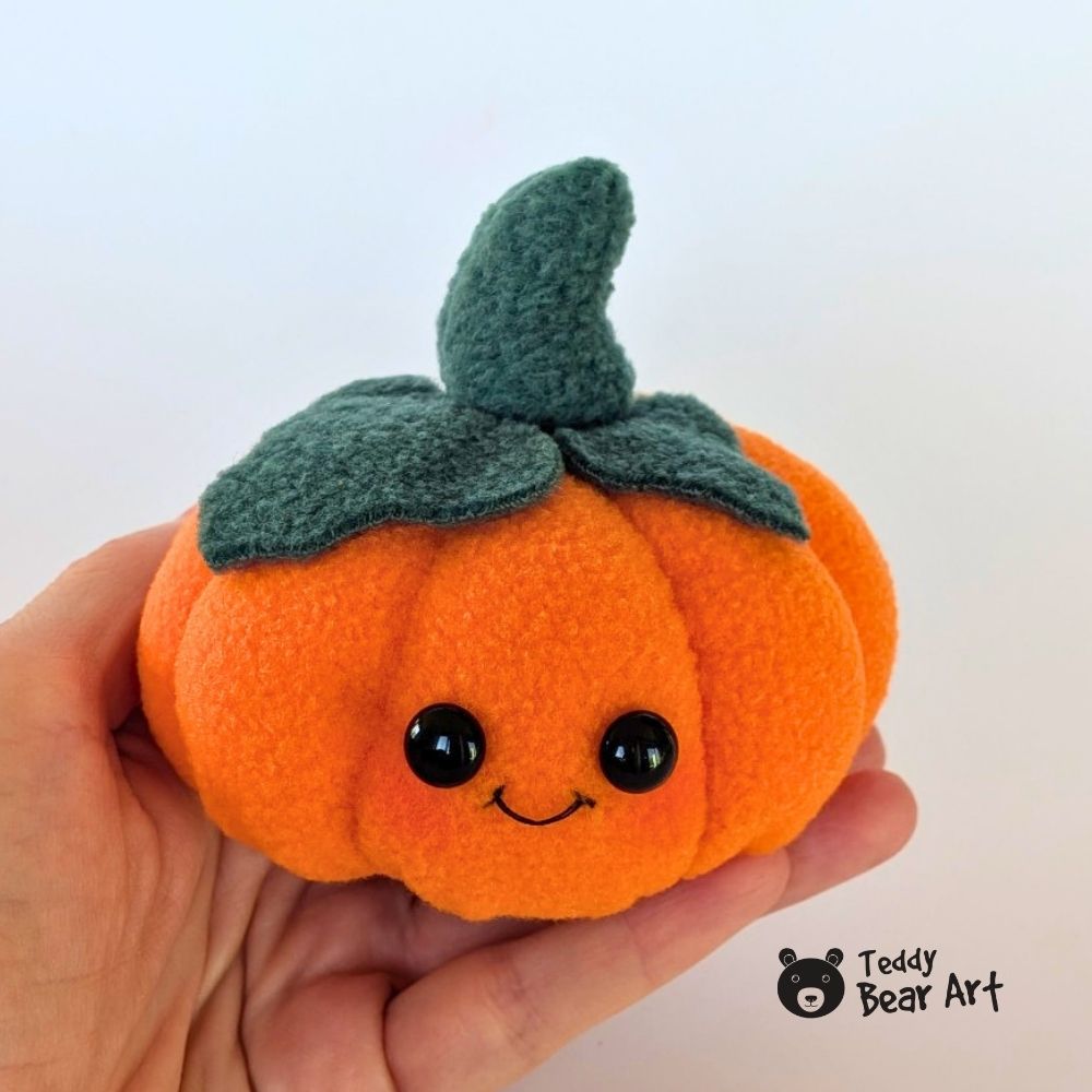 Free Pumpkin Plush Sewing Pattern for Beginners: Easy Fleece Tutorial
