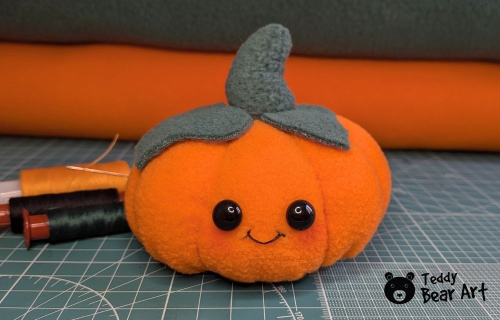 Free Pumpkin Plush Sewing Pattern for Beginners: Easy Fleece Tutorial