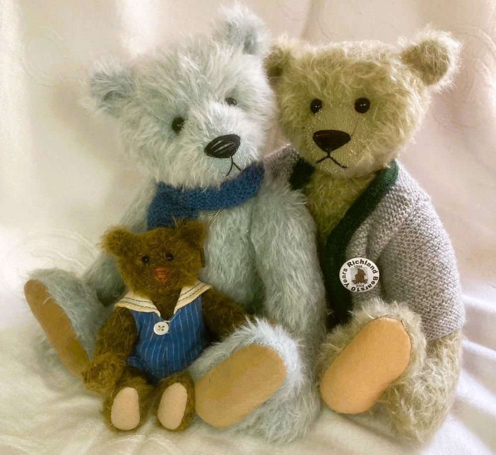 Inside the World of Teddy Bear Collectors: 1700 Bears of Richard Backschas