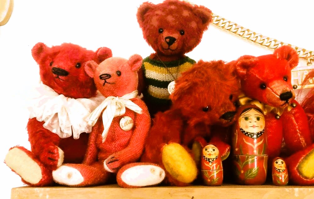 Sneak Peek: Exclusive Mohair Red Teddy Bear Sewing Pattern Unveiled!