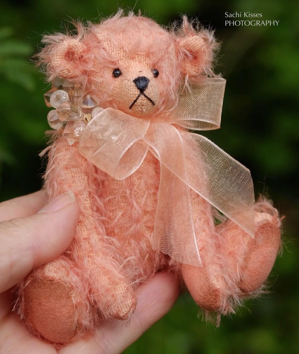 Behind the Stitches: Inspiring Teddy Bear Artist Interviews - Karen Olsen
