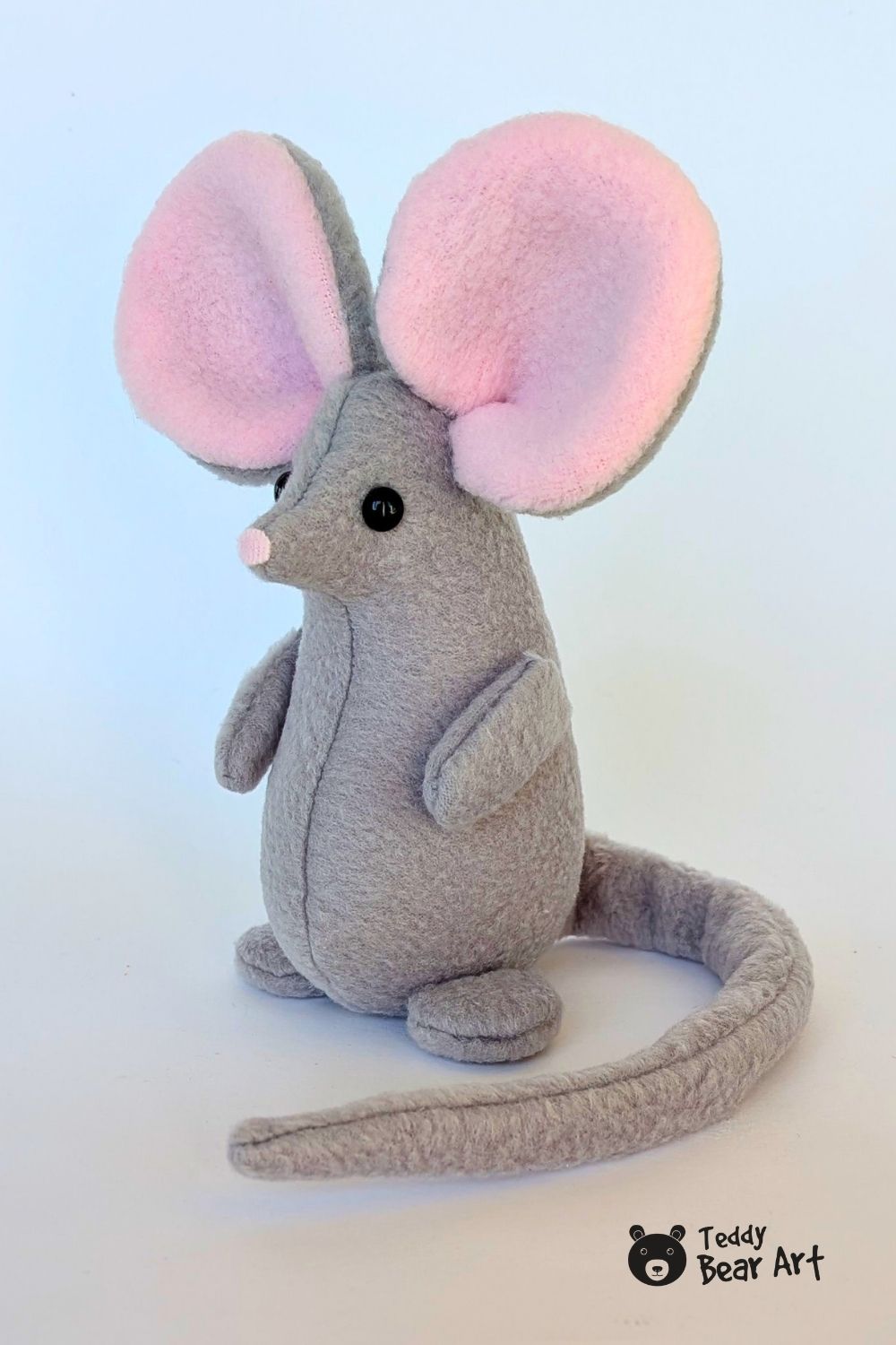 Free Fleece Mouse Sewing Pattern and Tutorial