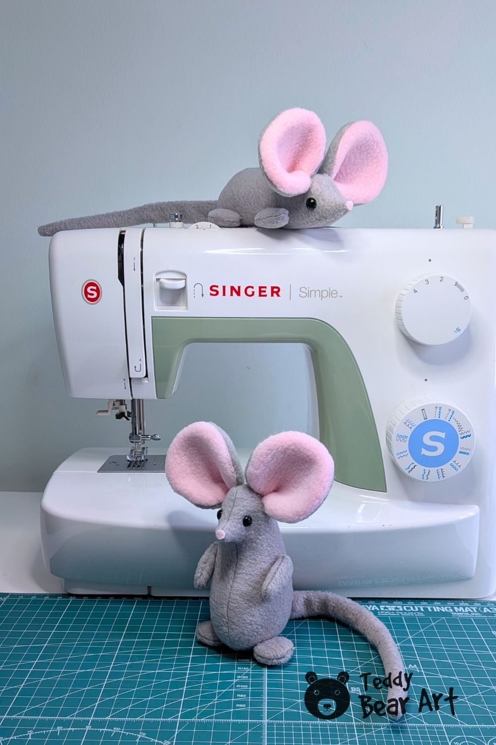 Free Mouse Lying Down Sewing Pattern: Easy Tutorial for Beginners