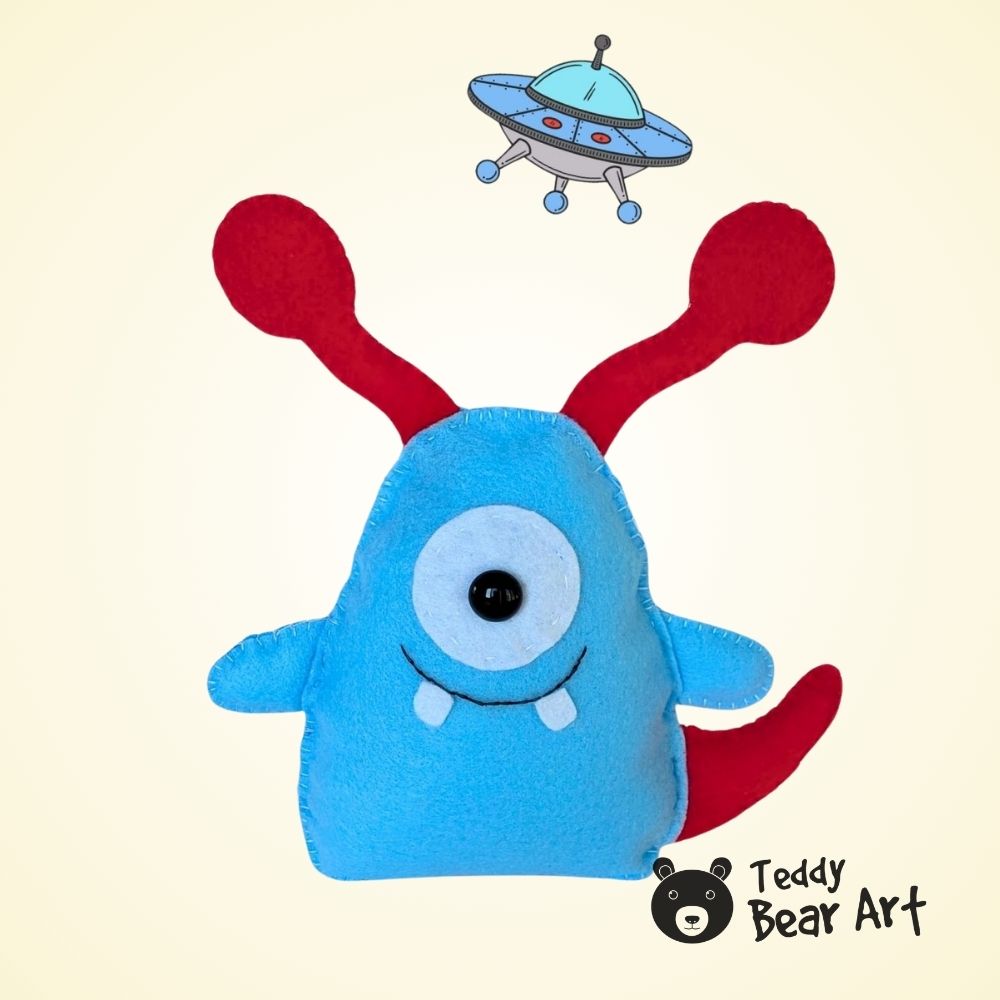 2 Free Felt Character Sewing Patterns: Cute Monster and Alien to Make