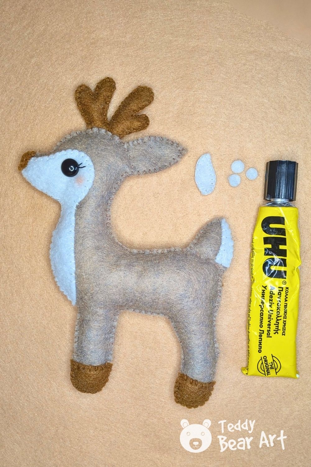 Cute Felt Deer Sewing Pattern: Free Tutorial for Beginners