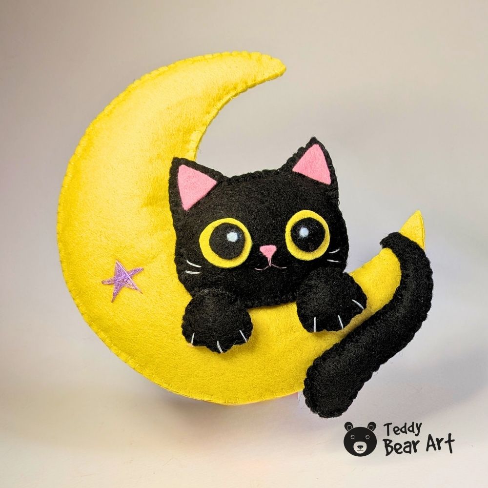 Moon Cat Sewing Pattern: Free Felt Toy Tutorial